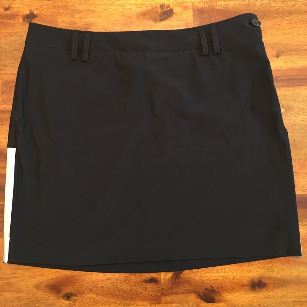 Hydrogen Golf Skirt